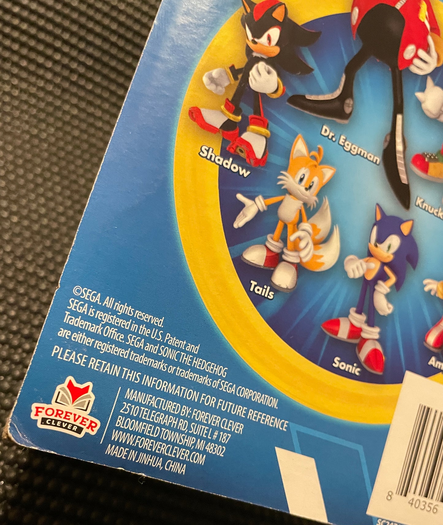 Sonic the Hedgehog Sonic 2.5” Action Figure with 2 Surprise Collector Cards Jakks Pacific