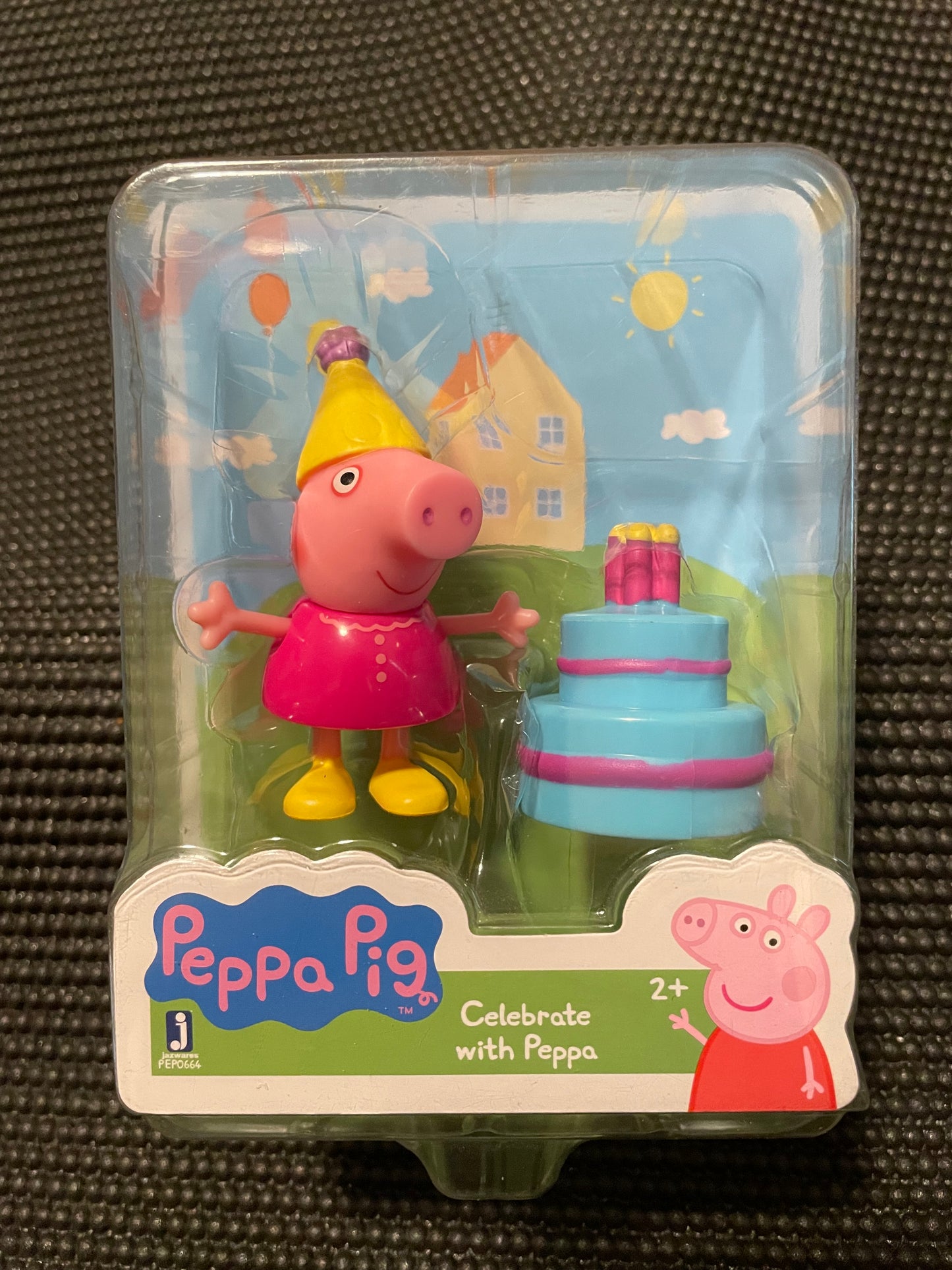 Peppa Pig Celebrate with Peppa Figure & Birthday Cake Accessory