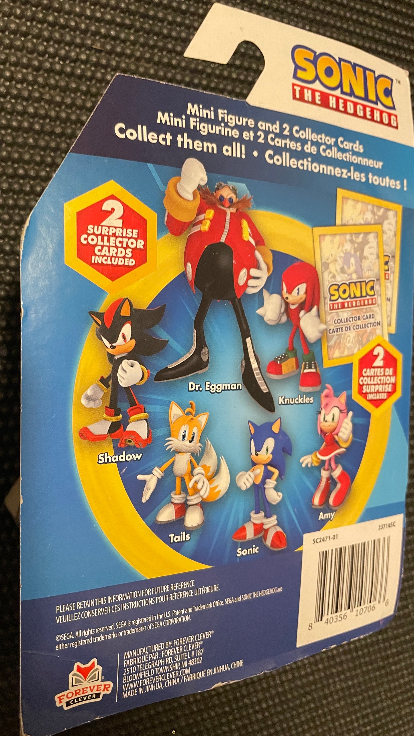 Sonic the Hedgehog Shadow 2.5” Action Figure with 2 Surprise Collector Cards