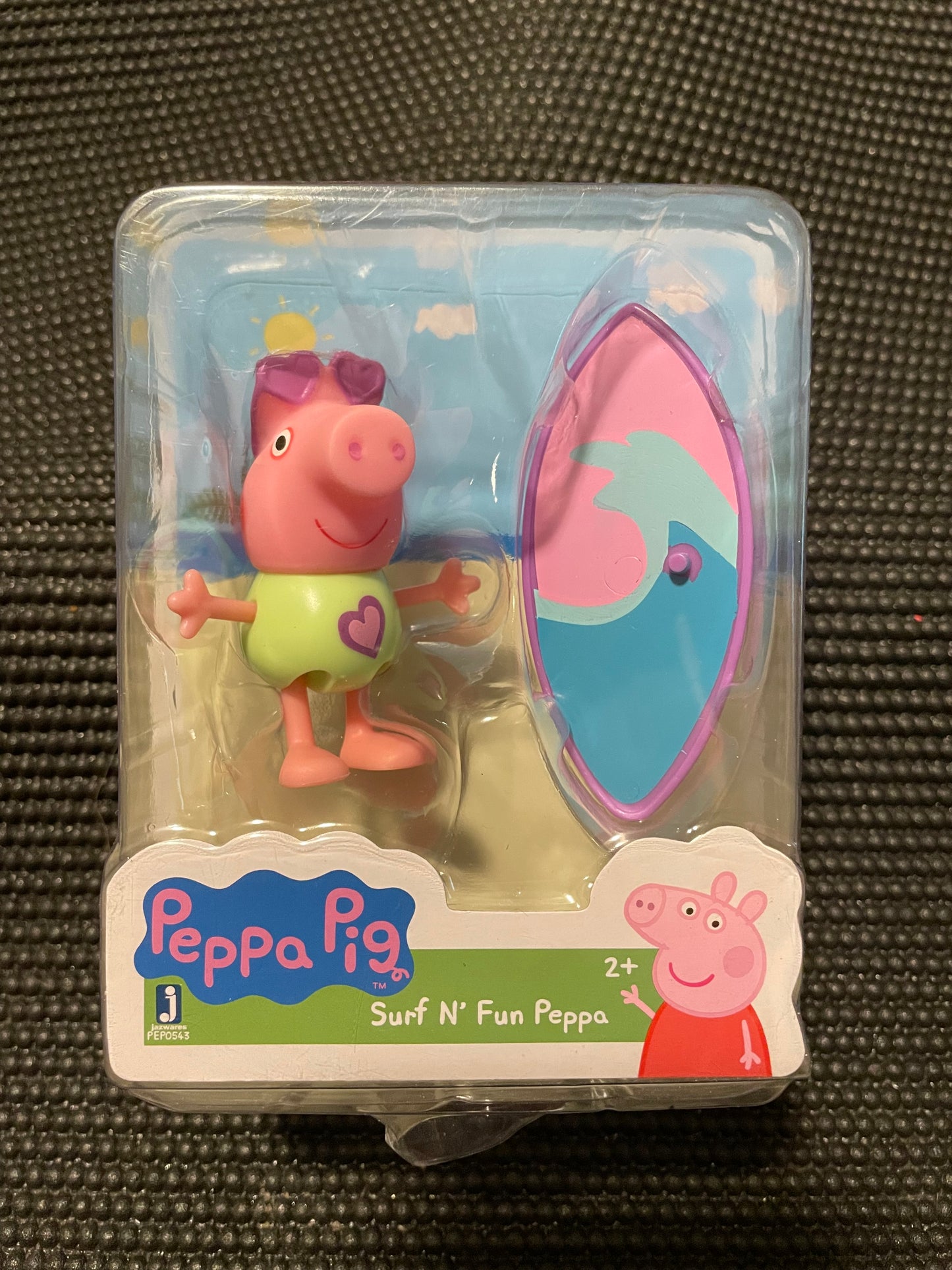 Peppa Pig Surf N’ Fun Peppa Figure with Surfboard Accessory Jazwares