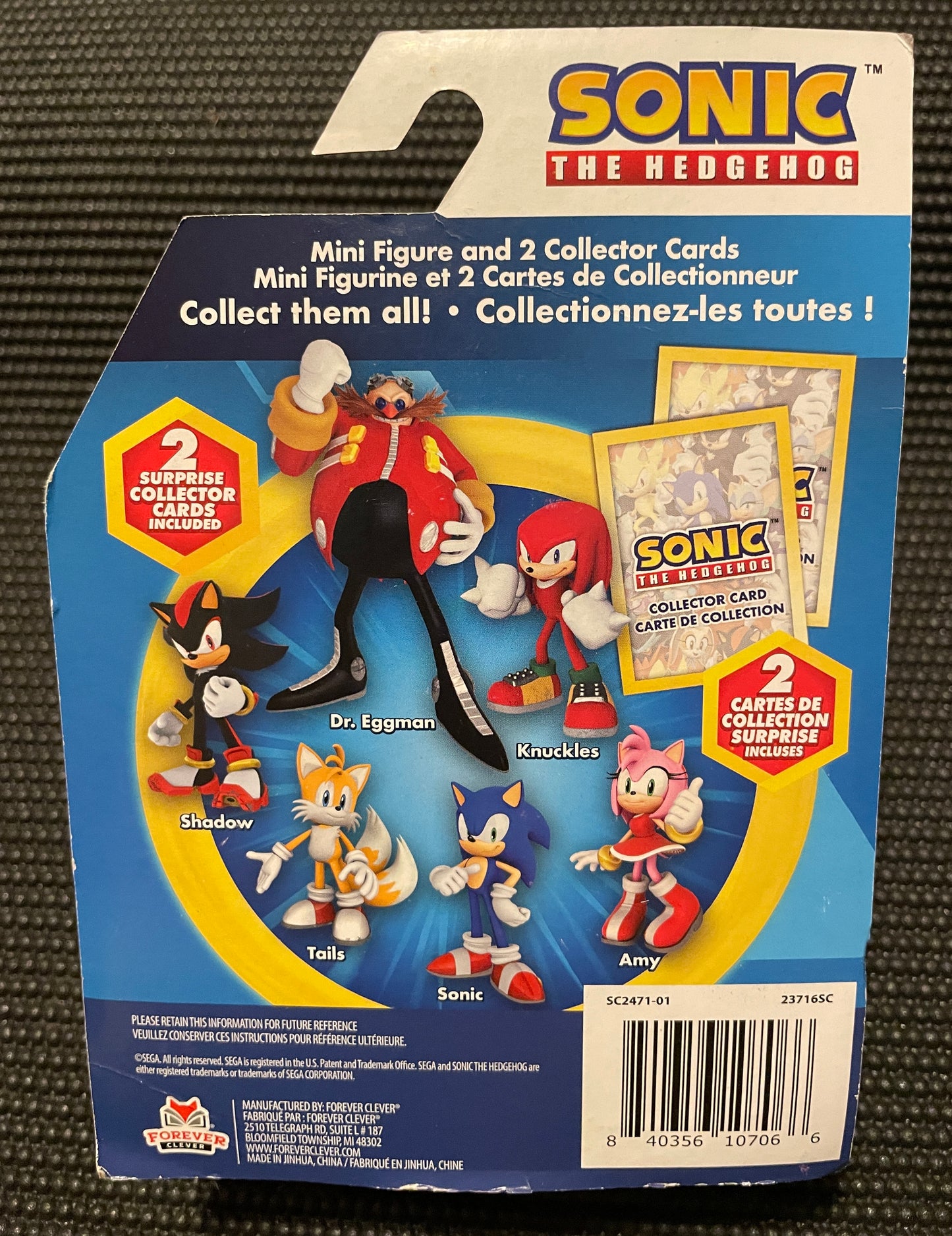 Sonic the Hedgehog Shadow 2.5” Action Figure with 2 Surprise Collector Cards