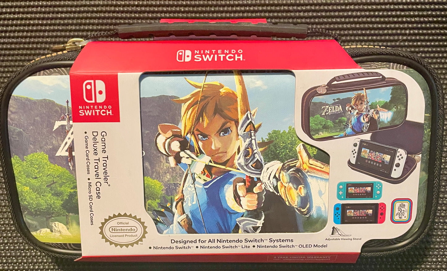 Nintendo Switch The Legend of Zelda Game Traveler Deluxe Travel Case