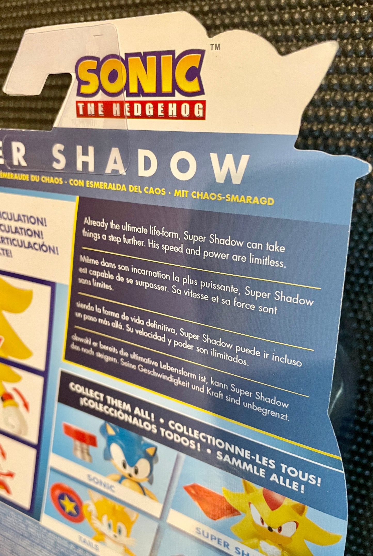 Sonic the Hedgehog Super Shadow with Chaos Emerald 4” Action Figure Jakks Pacific